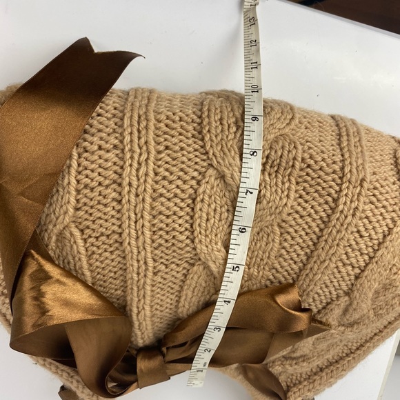 Sweater Purse. Super cute. - Picture 6 of 10